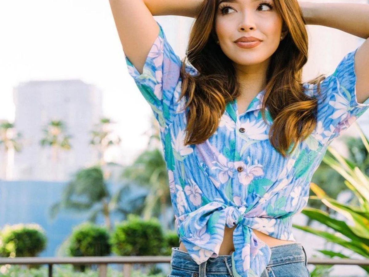 Lightweight fabrics like cotton or rayon are ideal for Hawaiian shirts