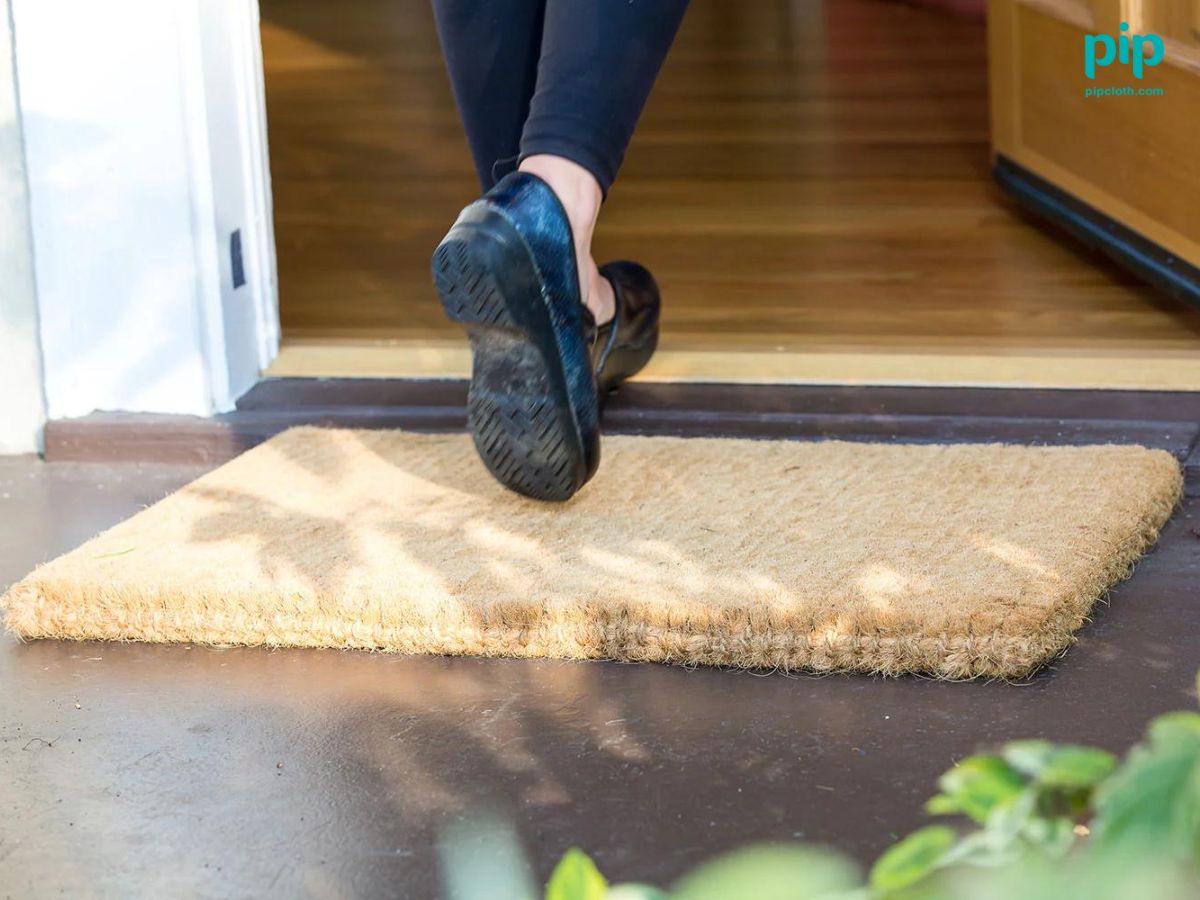 Natural coir, jute, and coconut doormats bring rustic charm to farmhouse, bohemian, and coastal entrances