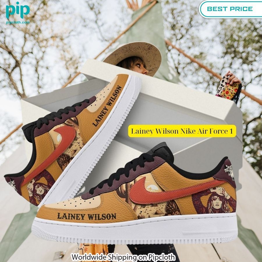 Lainey Wilson Nike Air Force 1 Loving, dare I say?