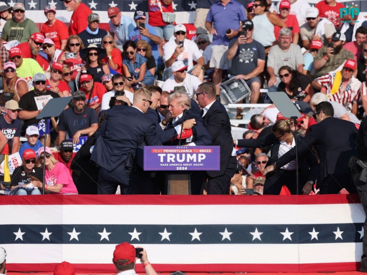 Trump was addressing his supporters, preparing for the upcoming Republican presidential nomination, shots rang out. 