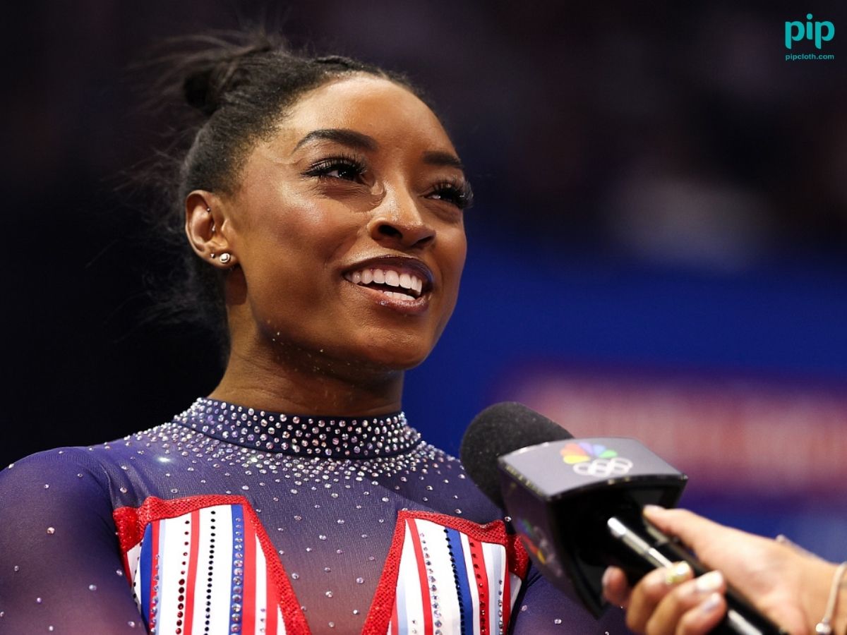 In a direct statement, Biles emphasized that athletes should have the autonomy to decide when to retire and when to publicly discuss it